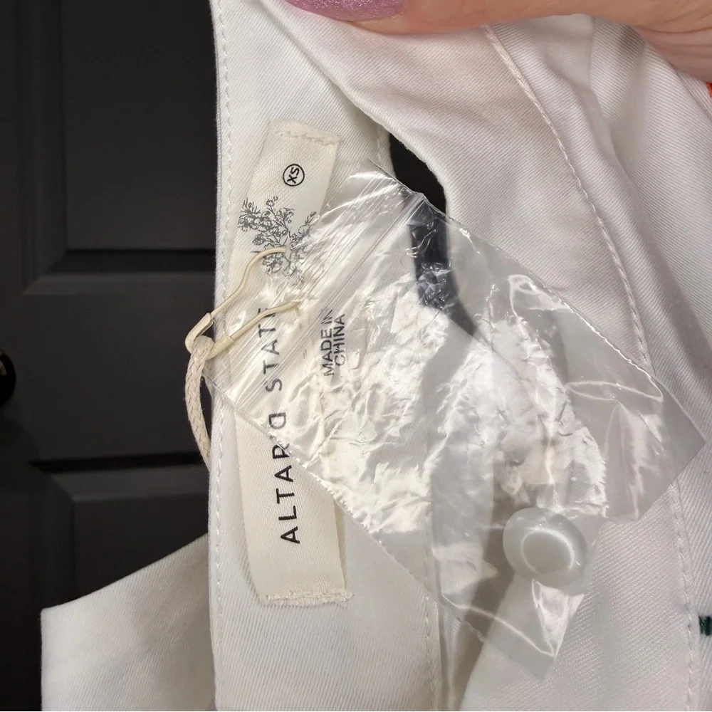Altar’d State White Embroidered‎ Floral Halter Bodycon Dress Size XS